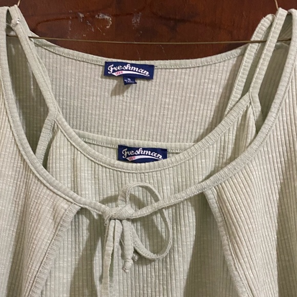 🍀green tank and tie cardigan set🍀 - Picture 2 of 2